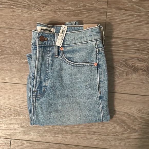 Madewell The Tall Perfect Vintage Jean in Grandbay Wash Destructed Edition NB071 - Picture 4 of 5